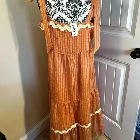 Fab’rik Organza Maxi Dress NWT - Picture 9 of 10